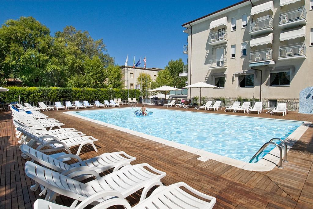 Hotel St. Moritz Bellaria-Igea Marina Exterior foto